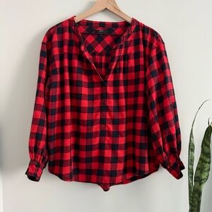 J Crew Buffalo Plaid Flannel Blouse Red Black Split Neck Puff Sleeve Medium